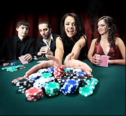 Re-raising in poker tournaments